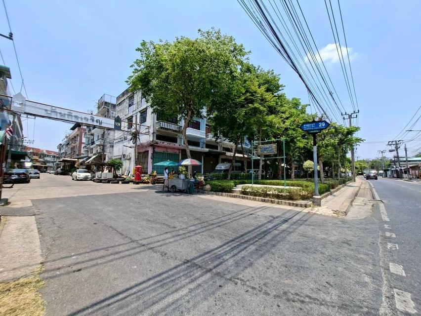 ขายบ้าน 3 ชั้น หมู่บ้านกิจเจริญ ซอยศาลธนบุรี29 2