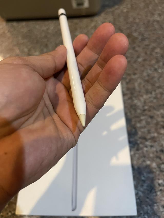 ขายApple Pencil ของแท้ใช้งานดีทุกๆฟังชั่นถูกมากก