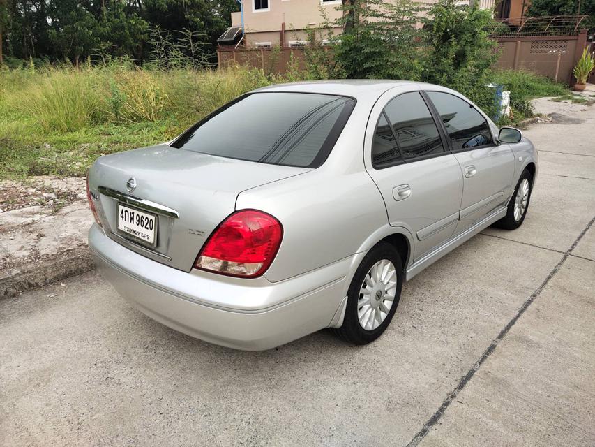 Nissan Sunny Neo 1.8  TOP ท้ายแตงโม 2