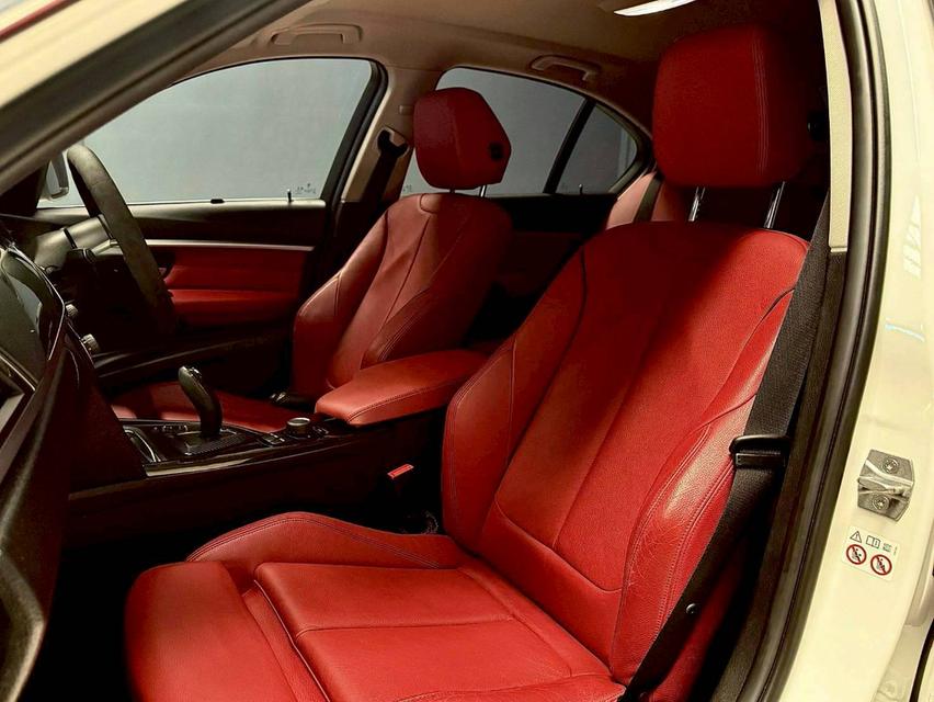 BMW 320d Sport(F30) M sport ปี 2017 8