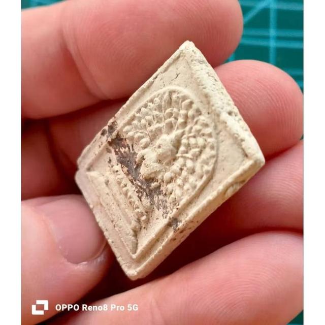 พระปรกโพธิ์หลวงพ่อเงินดอนยายหอม 2