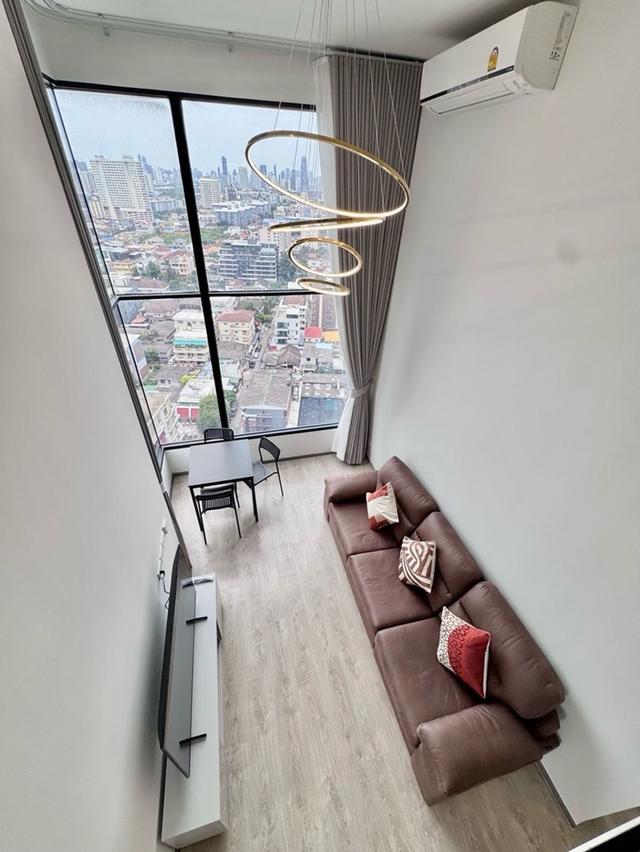 ให้เช่า คอนโด Soho Bangkok Ratchada ห้องใหม่ Loft 2 ชั้น Duplex Duo Space ชั้น 17 ห้องมุม วิวสวย ขนาด 48 ตร.ม. 1