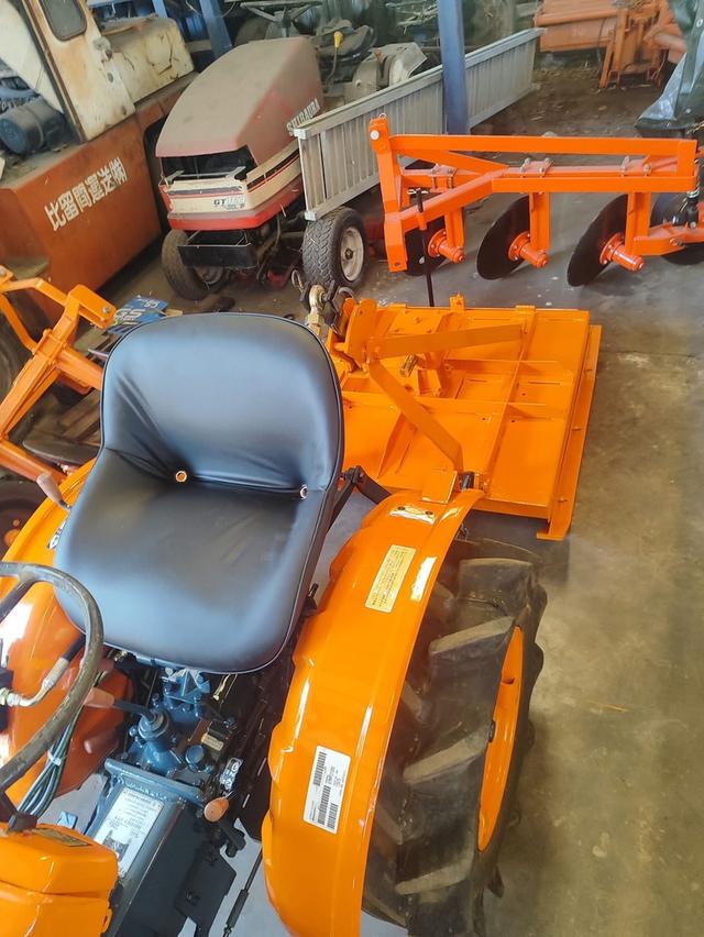 พร้อมปล่อย Kubota B6000 4x4 5