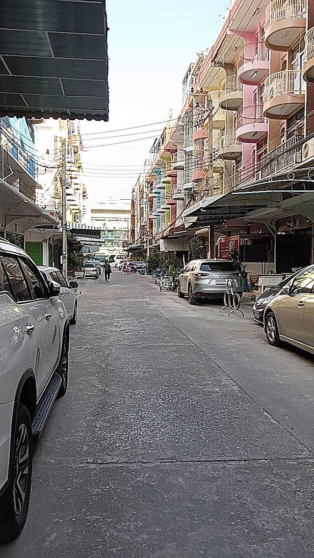 บ้านตึกแถวเชิงพาณิชย์ 5