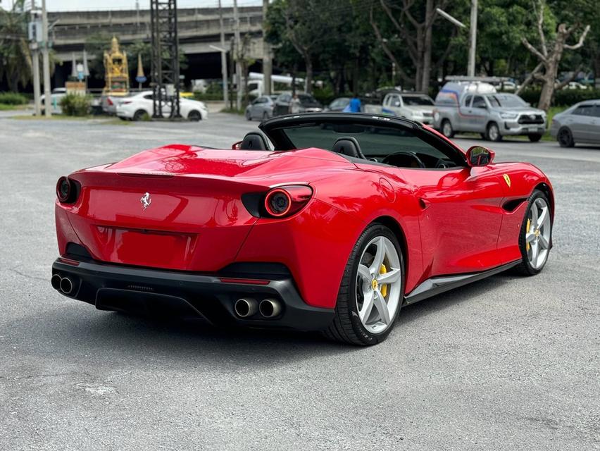Ferrari Portofino Rosso Corsa Metallic