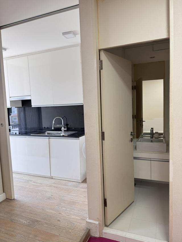 ปล่อยด่วน! เจ้าของขายเอง คอนโดใกล้รถไฟฟ้า มีที่จอดรถส่วนตัว 5