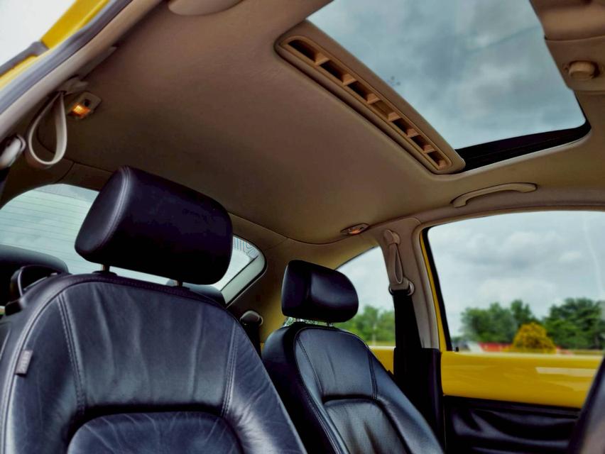 ขสย Volkswagen Beetle 2.0 ปี08 14