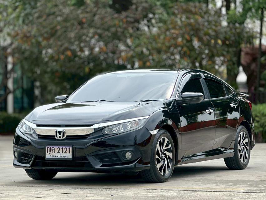 รหัสรถ PAT2121 Honda Civic FC 1.8EL สีดำ ปี 2018