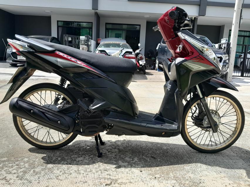 Honda Click 110i ปี2010 สีดำ-แดง 7