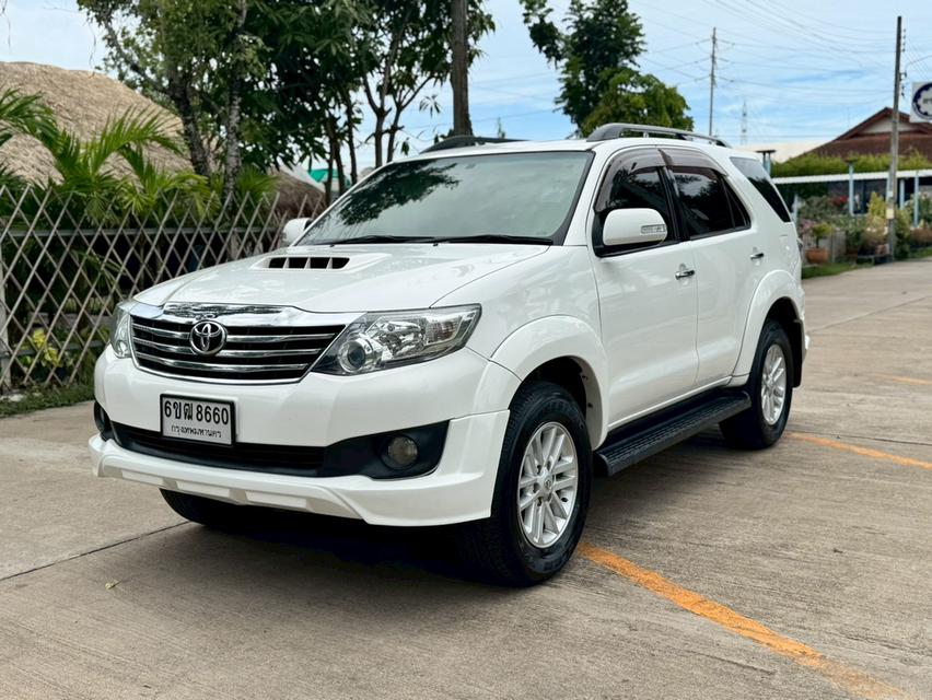 ขาย Toyota Fortuner 2.5V ปี15