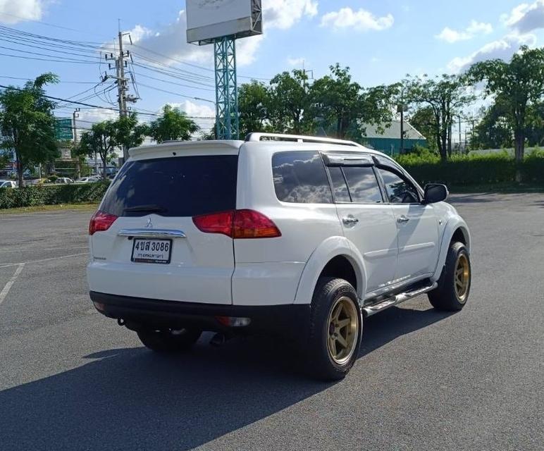 Pajero Sport รถ 7 ที่นั่ง บริการจัดไฟแนนท์ถึงที่ 4