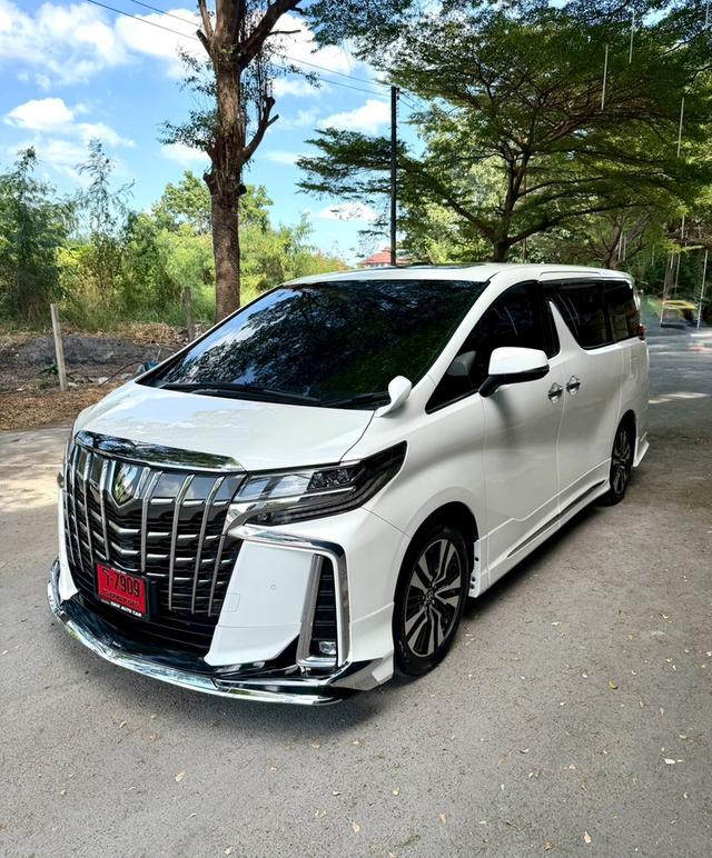 Toyota ALPHARD 2.5SC PACKAGE สีขาว ปี 2024 ไมล์ 40,000 กม.