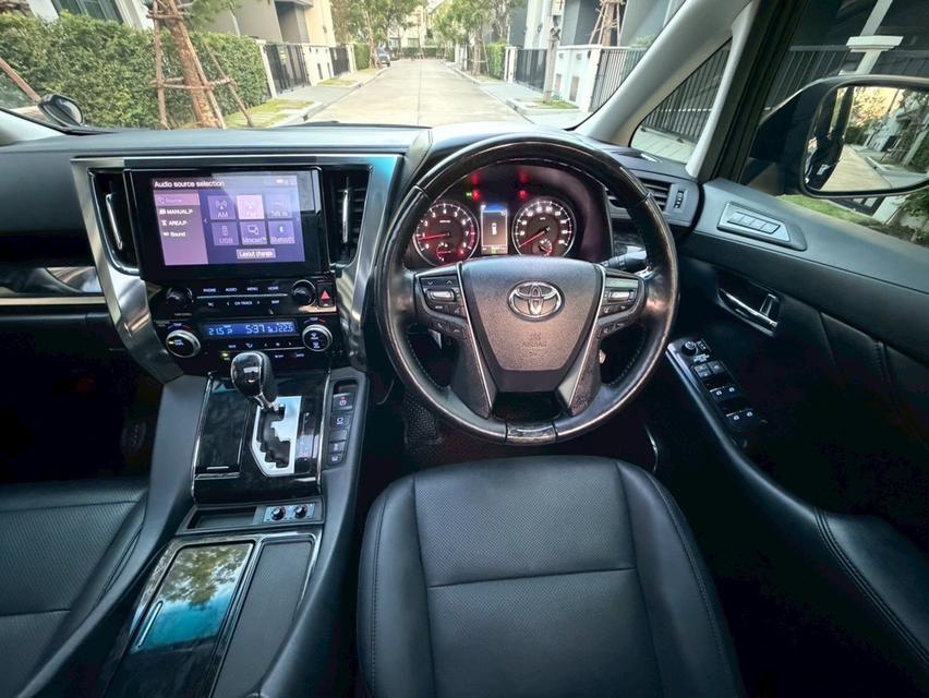 TOYOTA ALPHARD 2.5 SC package 2022มือเดียวป้ายแดง น็อตไม่เคยขยับซักตัว ประวัติศูนย์ (ไม่รวมทะเบียน) รูปที่ 8