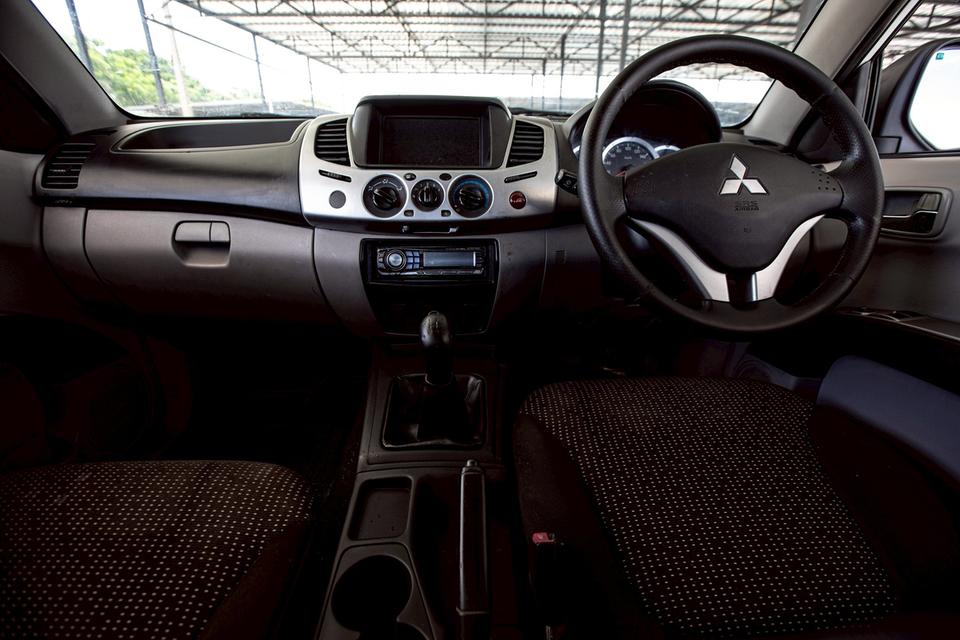 Mitsubishi Triton PLUS MEGA CAB 2.5 GLX เกียร์ธรรมดา ปี 2012 สีขาว 16