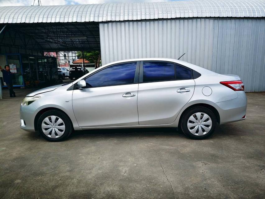 Toyota Vios 1.5 AT รถบ้านพร้อมใช้ออกรถได้ทุกอาชีพ