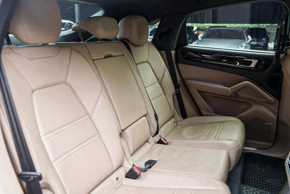 (แจ้งรหัสรถ 67GG9951) Porsche Cayenne Coupe 2020 รูปที่ 15