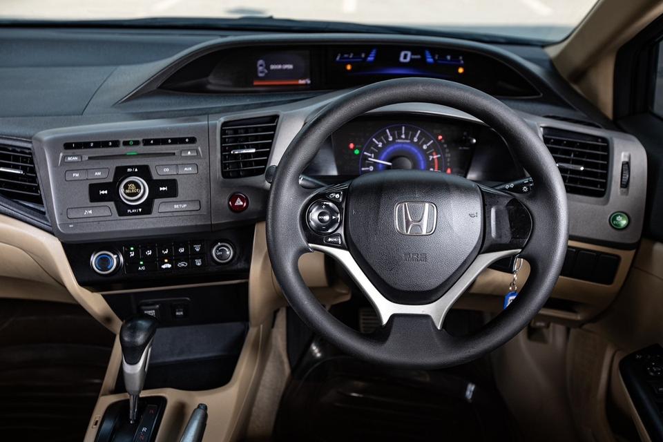 Honda Civic Fb 1.8S สีเทา ปี 2013 เกียร์ออโต้  12