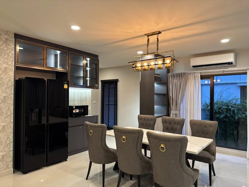 ให้เช่าบ้านเดี่ยว 2 ชั้นในโครงการ Centro Bangna ติดถนนเลียบทางด่วนกาญจนาภิเษกบางนา-วงแหวน 5