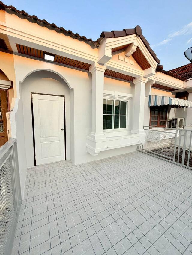 หมู่บ้านนันทนาการ์เด้น2 ท่าอิฐ-รัตนาธิเบศร์นนทบุรี ทาวน์เฮ้าส์ 2 ชั้น ตกแต่งใหม่ พร้อมอยู่ 18