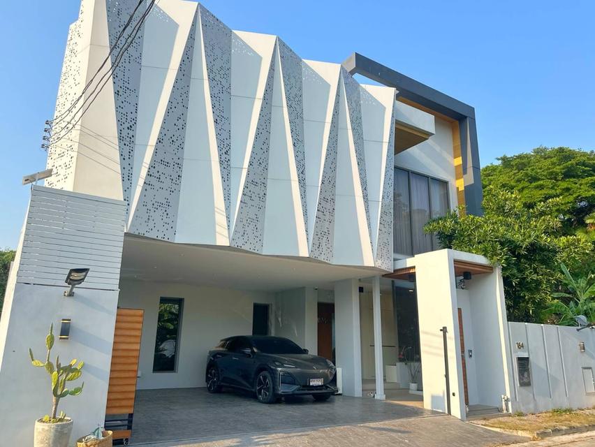 บ้านสวย รามอินทรา 57 พร้อมสระว่ายน้ำ ส่วนตัวสุด บ้านสไตล์รีสอร์ท กรุงเทพ 1