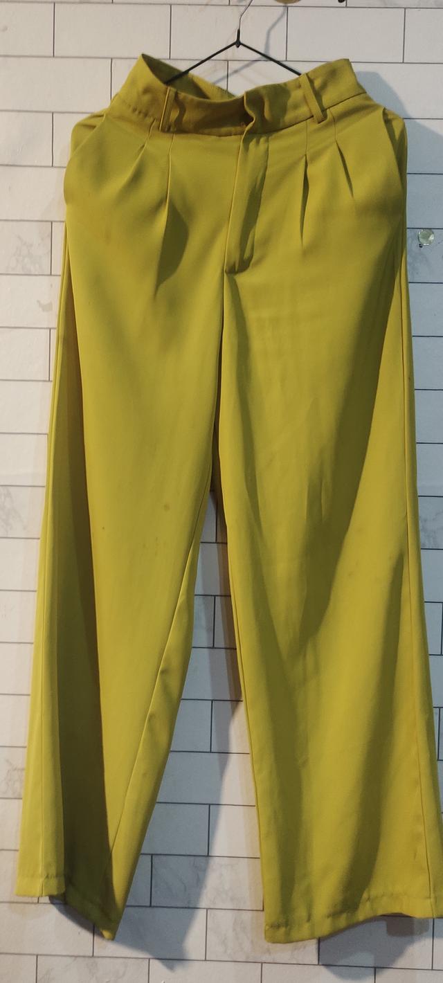 เสื้อผ้าหรูหรามือสอง 13