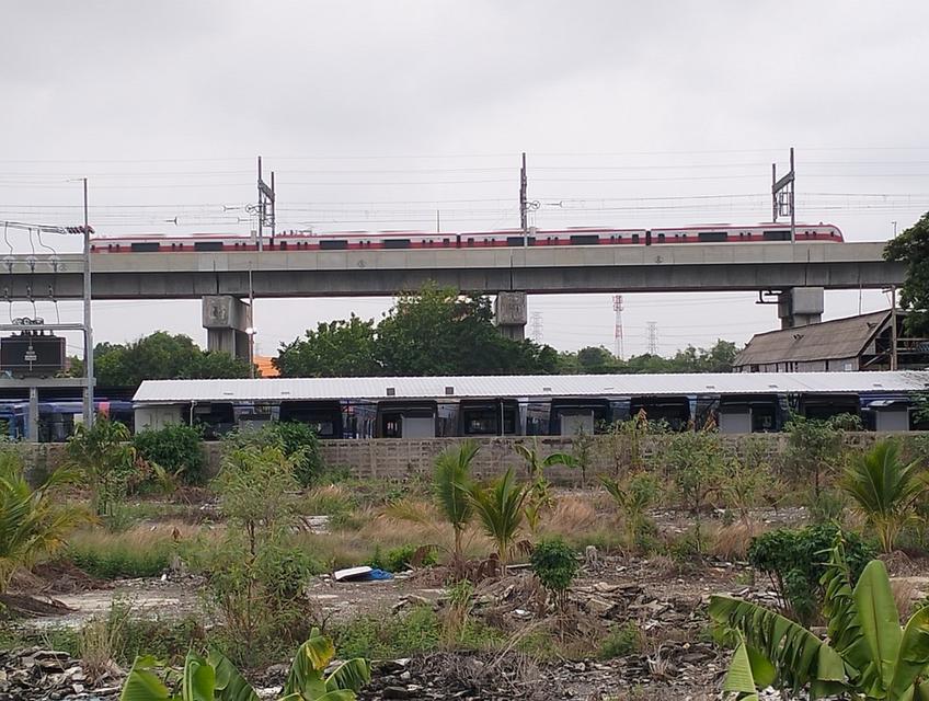 ขายที่ดิน9ไร่  ติดรถไฟฟ้าสายสีแดง ต.ประชาธิปัตย์ อ.ประชาธิปัตย์ จ.ปทุมธานี  7