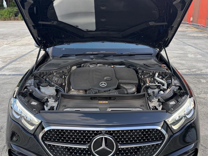 Mercedes-Benz E220d AMG Lineปี 2024 สีดำ เลขไมล์ 30,000 กม.💰ราคา 2,750,000 บาท📍Warranty: หมด 30/08/2027 รูปที่ 10