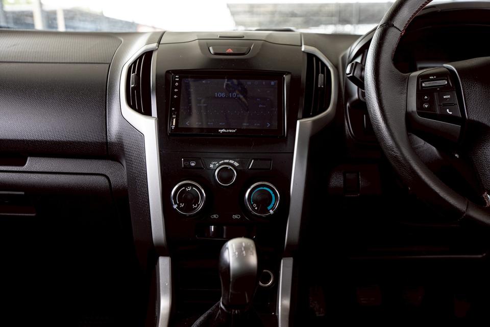 Isuzu D-Max Hi-Lander Cab 3.0 VGS Z ท๊อปปี 2012 เกียร์ธรรมดา สีเทา 18