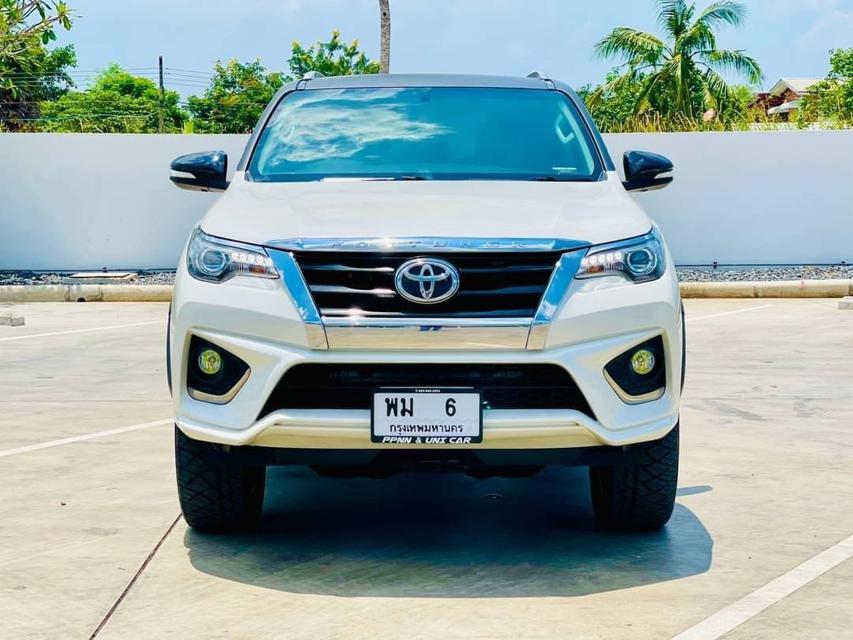 TOYOTA FORTUNER 2.8 V TRD SPORTIVO BLACK TOP 4WD ปี 2016 2
