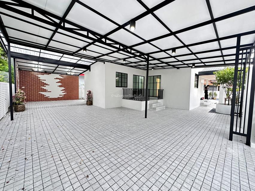 หมู่บ้านมีนบุรีการ์เด้นโฮม ราษฎร์อุทิศ 3