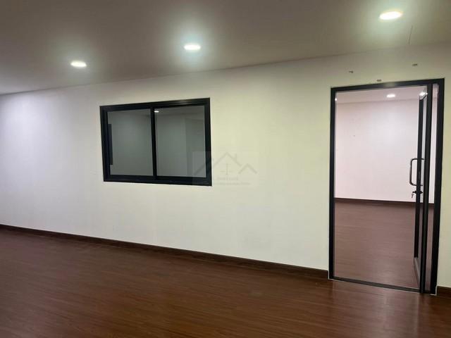 ให้เช่าโกดัง 79 ตร.ว. พร้อมออฟฟิศ 2 ชั้น ถนนกว้าง ย่านโชคชัย 4 ใกล้สตรีวิทยา 2 3