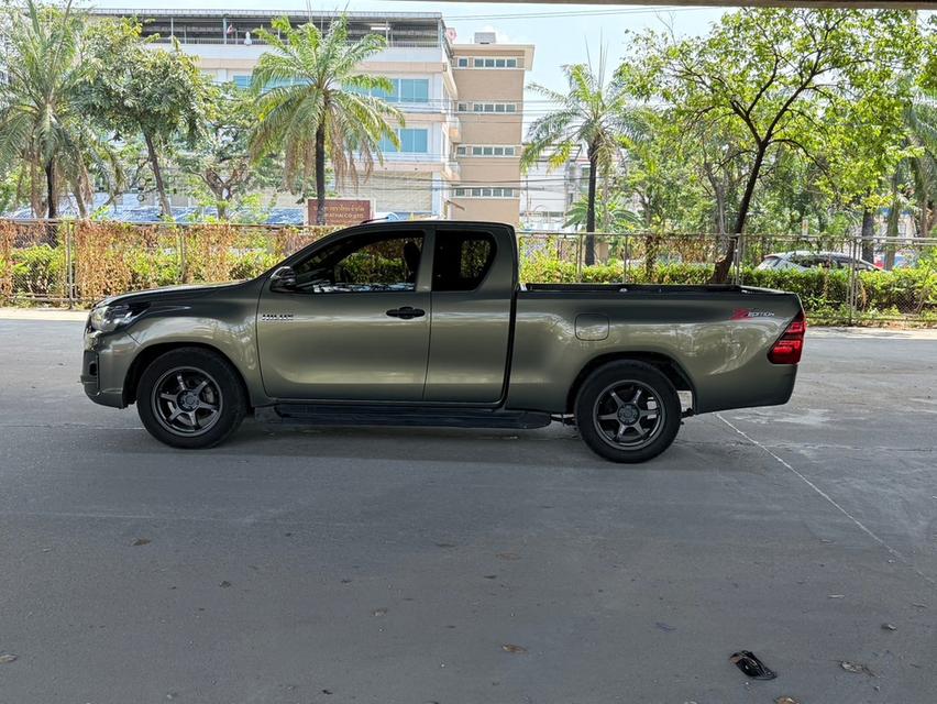 ขายรถ Toyota Revo 2.4 entry Z Edition ปี 2019 สีเขียว เกียร์ธรรมดา 7