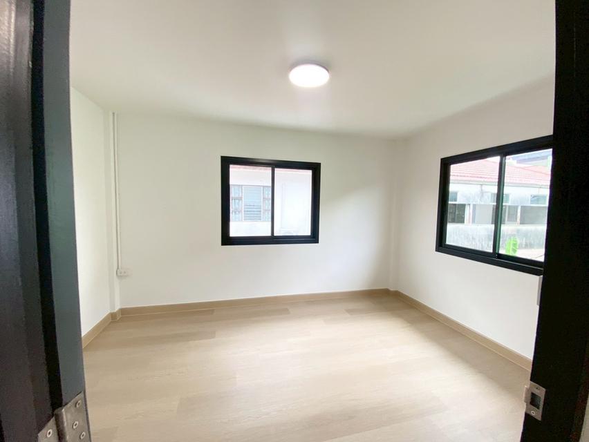 ขายบ้านพระปิ่น 2 ถนนศาลาธรรมสพน์ พุทธมลฑลสาย2 รีโนเวทใหม่ทั้งหลัง 7