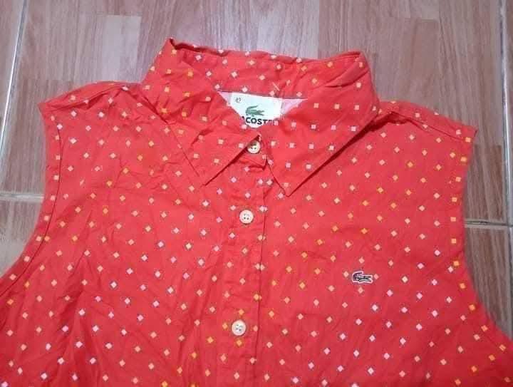 LACOSTE (MADE IN JAPAN) เสื้อแบรนด์แท้ สีส้มสดใส ปักโลโก้อก ผ้าคอตต้อนผสม ยืดหยุ่น ใส่สบาย สภาพดีมาก รูปย่อยที่ 2