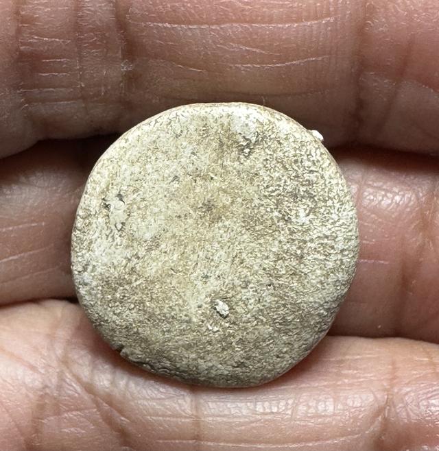 พระผงจันทร์ลอย เก่า ไม่ทราบที่ รูปที่ 2