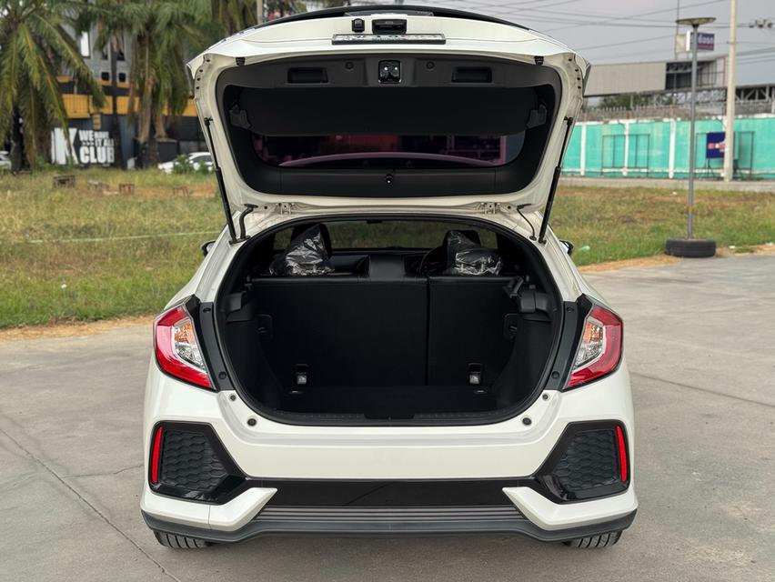 HONDA CIVIC FK 1.5 TURBO สีขาว ปี 2017 เกียรออโต้ รูปที่ 8