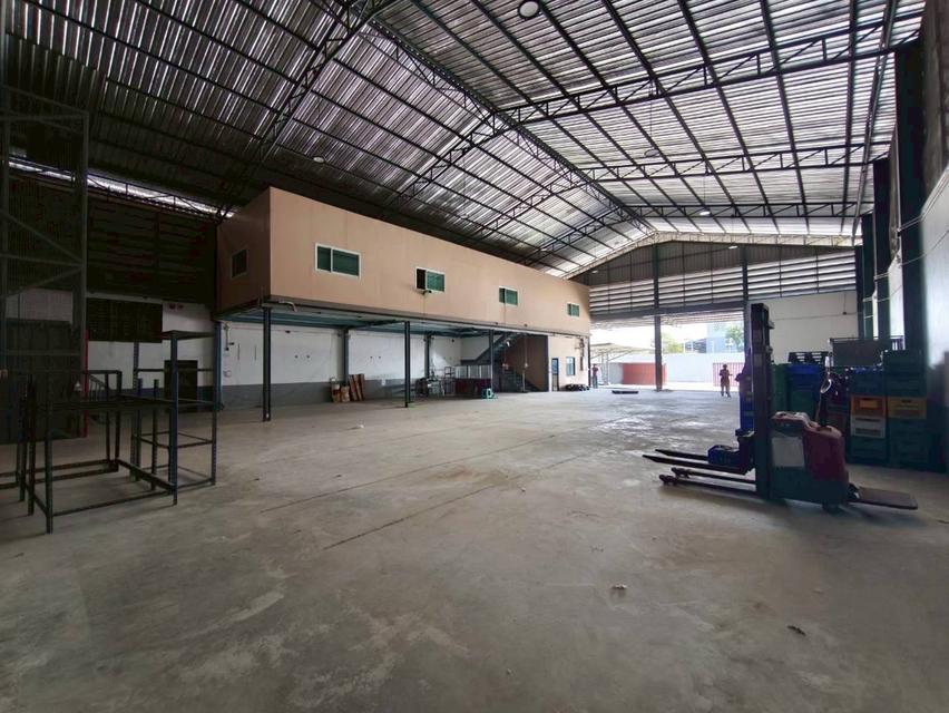 ขายโกดัง บางขุนเทียน พระราม 2 ขนาดเกือบ 1 ไร่ พร้อมออฟฟิศ ที่จอดพร้อมหลังคาพร้อมใช้งาน 4