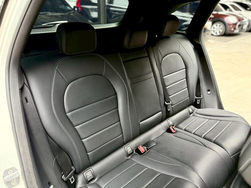 Mercedes Benz GLC 250d AMG Dynamic ปี 2018 ไมล์ 90,000 กม. 13
