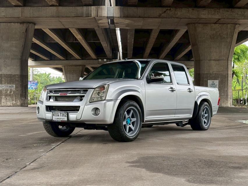 ขายรถ Isuzu D-max 3.0 AT 4 ประตู ปี 2011 สีเทา