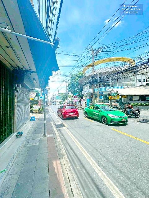 รร.นานาชาติเรนทรี 2.8 กม.ซ.จันทร์ 41-45 สุรศักดิ์ 1.8กม. อาคารพาณิชย์ 3.5 ชั้นมีดาดฟ้า 4 นอน 2 น้ำ 18 ตร.วา. 1