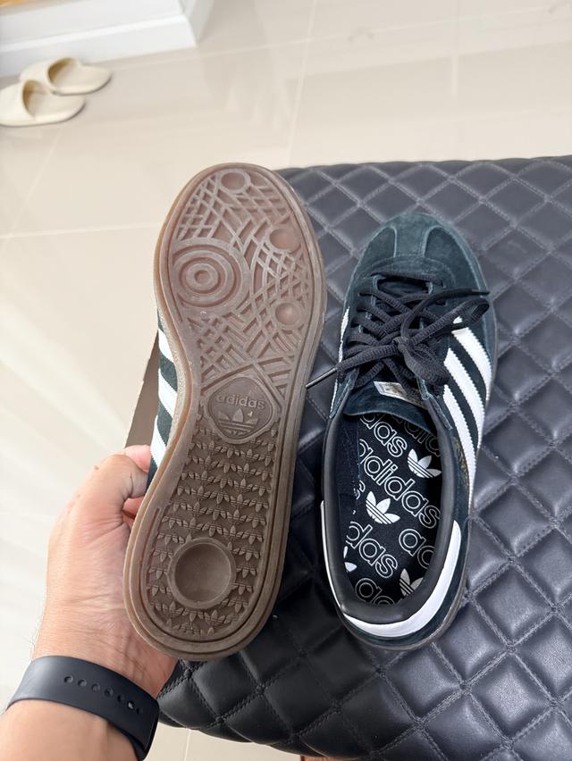 รองเท้า Adidas Spezial สีดำ Size 46 มือสอง