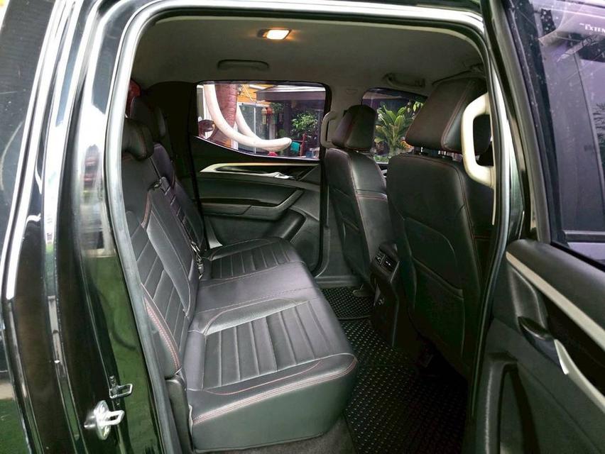 ขายMG EXTENDER รุ่น DOUBLE  CAB GRAND X  ปี2021เครื่อง 2.0cc. AUTO  ไมล์แท้100% คะ พร้อมรับประกันศูนย์ถึงปี2025คะ **เครื่องยนต์:** ดีเซล  10