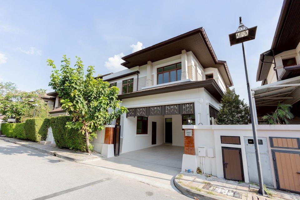 🏡 ขายบ้านเดี่ยว 2 ชั้น รีโนเวทใหม่ โครงการสิริทาวารา เอกมัย-รามอินทรา (เลียบด่วน) 2