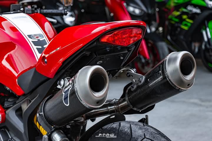 Ducati Monster 796 ขายถูก 10