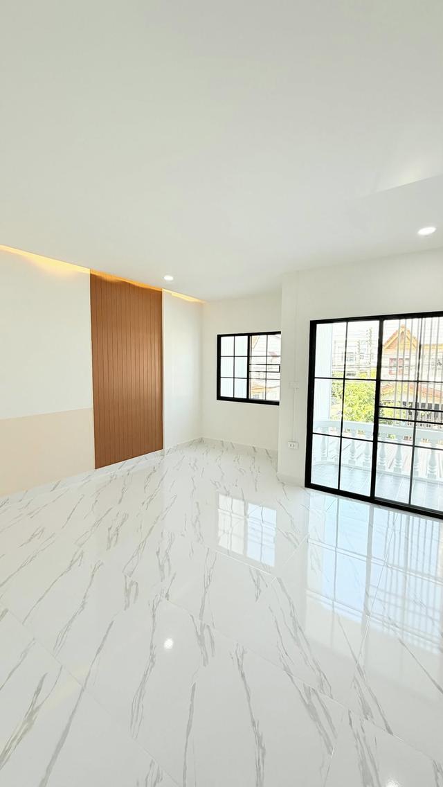 ขายหมู่บ้าน ฉัตรณรงค์4 (ถนนเมน) 3