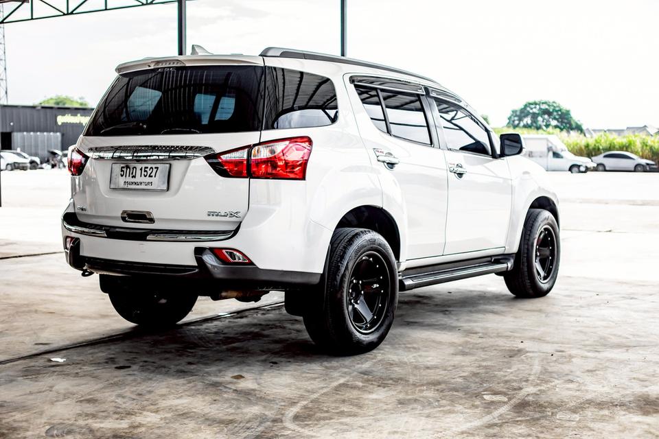 Isuzu Mu-X 3.0 DVD Navi สีขาว ปี 2015  4