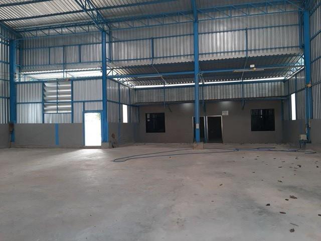 ให้เช่าโกดังคลังสินค้า พร้อมออฟฟิศ 440 ตร.ม. ถนนคุ้มเกล้า–ลาดกระบัง  ใกล้สุวรรณภูมิ ลานจอดรถด้านหน้าพื้นที่น้ำไม่ท่วม 3