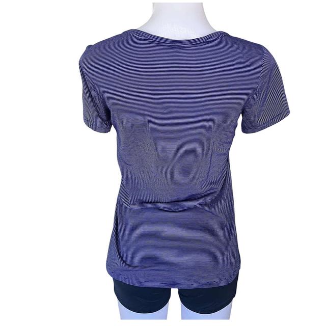 under run เสื้อกีฬามือสอง รูปที่ 2