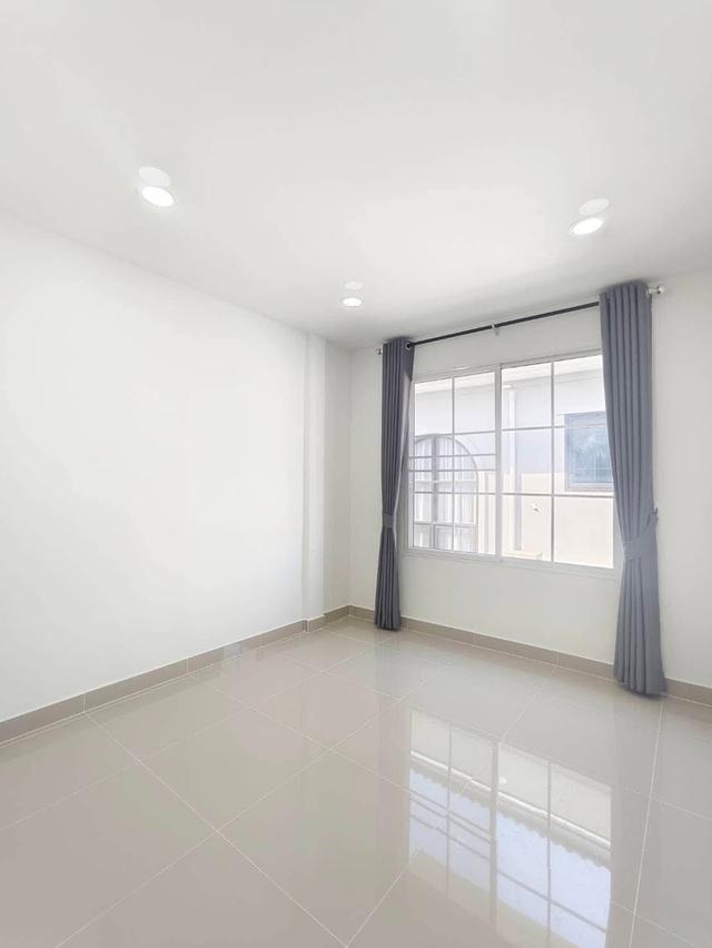 บ้านฟ้าชมพฤก ลำลูกกาคลอง8 ของแถมมากมาย 18 ตร.วา 1.79 ล้าน 10