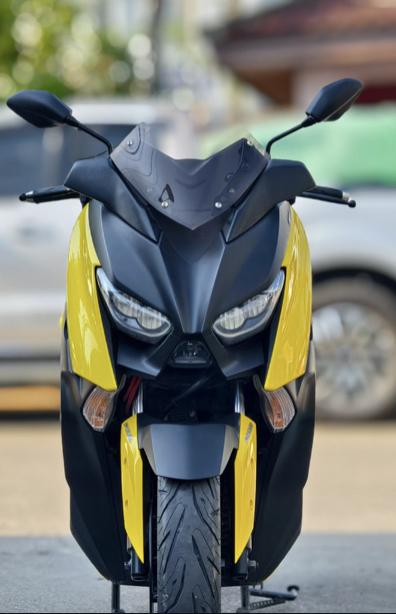 ขาย Yamaha Xmax สีเหลืองดำ 2